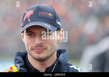 Mogyorod, Ungarn. Juli 31. 2022. Formel 1 großer Preis von Ungarn in Hungaroring, Ungarn. Im Bild: Max Verstappen (NLD) von Red Bull Racing © Piotr Zajac/Alamy Live News Stockfoto