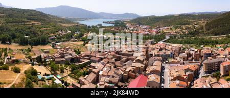 Luftbild der Stadt Puebla de Segur. Spanien Stockfoto