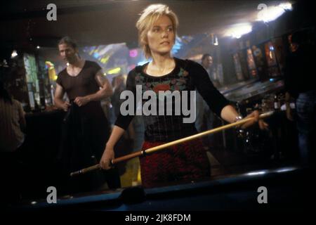 Jeff Bridges & Lucinda Jenney Film: American Heart (1992) Charaktere: Jack Kelson, Charlotte Regie: Mertin Bell 07 May 1992 **WARNUNG** Dieses Foto ist nur für den redaktionellen Gebrauch bestimmt und unterliegt dem Copyright von AMERICAN HEART PRODUCTIONS und/oder des Fotografen, der von der Film oder Production Company beauftragt wurde und darf nur durch Publikationen im Zusammenhang mit der Bewerbung des oben genannten Films reproduziert werden. Eine obligatorische Gutschrift für AMERIKANISCHE HERZPRODUKTIONEN ist erforderlich. Der Fotograf sollte auch bei Bekanntwerden des Fotos gutgeschrieben werden. Ohne schriftliche Genehmigung der Film Company kann keine kommerzielle Nutzung gewährt werden. Stockfoto