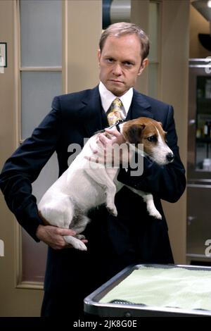 David Hyde Pierce Television: Frasier (TV-Serie) Charaktere: Dr. Niles Crane USA 1993-2004, 16. September 1993 **WARNUNG** Dieses Foto ist nur für redaktionelle Zwecke bestimmt und unterliegt dem Copyright von PARAMOUNT TELEVISION und/oder des Fotografen, der von der Film- oder Produktionsfirma beauftragt wurde und darf nur durch Publikationen im Zusammenhang mit der Bewerbung des oben genannten Films reproduziert werden. Eine obligatorische Gutschrift an PARAMOUNT TELEVISION ist erforderlich. Der Fotograf sollte auch bei Bekanntwerden des Fotos gutgeschrieben werden. Ohne schriftliche Genehmigung der Film Company kann keine kommerzielle Nutzung gewährt werden. Stockfoto