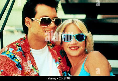 Christian Slater & Patricia Arquette Film True Romance (USA/FR 1993) Charaktere: Clarence Worley & Alabama Whitman Regie: Tony Scott 10. September 1993 **WARNUNG** dieses Foto ist nur für redaktionelle Zwecke bestimmt und urheberrechtlich geschützt von WARNER BROS. Und/oder dem von der Film- oder Produktionsgesellschaft beauftragten Fotografen und dürfen nur durch Veröffentlichungen in Verbindung mit der Werbung für den oben genannten Film reproduziert werden. Eine obligatorische Gutschrift an WARNER BROS. Ist erforderlich. Der Fotograf sollte ebenfalls angerechnet werden, wenn er bekannt ist. Ohne schriftliche Genehmigung der Film Company kann keine kommerzielle Nutzung gewährt werden. Stockfoto