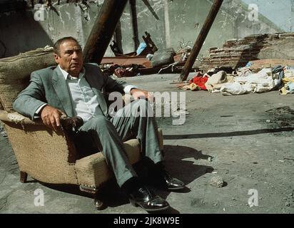 Mel Brooks Film Life Stinks (1994) Charaktere: Goddard 'Pepto' Bolt Regie: Mel Brooks 26. Juli 1991 **WARNUNG** dieses Foto ist nur für redaktionelle Zwecke bestimmt und unterliegt dem Urheberrecht von MGM und/oder dem Fotografen, der von der Film- oder Produktionsgesellschaft zugewiesen wurde. Eine obligatorische Gutschrift an MGM ist erforderlich. Der Fotograf sollte ebenfalls angerechnet werden, wenn er bekannt ist. Ohne schriftliche Genehmigung der Film Company kann keine kommerzielle Nutzung gewährt werden. Stockfoto