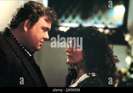 John Candy & Ally Sheedy Film Only The Lonely (USA 1991) Charaktere: Danny Muldoon, Theresa Luna Regie: Chris Columbus 24. Mai 1991 **WARNUNG** dieses Foto ist nur für redaktionelle Zwecke bestimmt und unterliegt dem Copyright von 20TH CENTURY KOX und/oder dem Fotografen, der von der Film or Production Company zugewiesen wurde. Eine obligatorische Gutschrift für KOX DES 20. JAHRHUNDERTS ist erforderlich. Der Fotograf sollte ebenfalls angerechnet werden, wenn er bekannt ist. Ohne schriftliche Genehmigung der Film Company kann keine kommerzielle Nutzung gewährt werden. Stockfoto