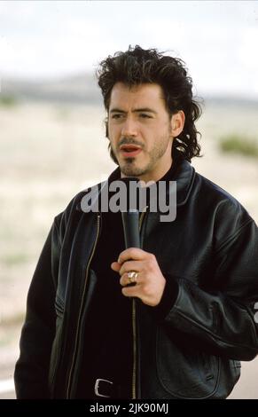 Robert Downey Jr. Film Natural Born Killers (USA 1994) Charaktere: Wayne Gale Regie: Oliver Stone 26. August 1994 **WARNUNG** dieses Foto ist nur für redaktionelle Zwecke und ist urheberrechtlich geschützt von WARNER BROS. Und/oder dem von der Film- oder Produktionsgesellschaft beauftragten Fotografen und dürfen nur durch Veröffentlichungen in Verbindung mit der Werbung für den oben genannten Film reproduziert werden. Eine obligatorische Gutschrift an WARNER BROS. Ist erforderlich. Der Fotograf sollte ebenfalls angerechnet werden, wenn er bekannt ist. Ohne schriftliche Genehmigung der Film Company kann keine kommerzielle Nutzung gewährt werden. Stockfoto