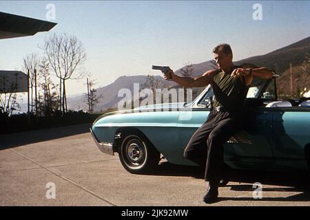 Dolph Lundgren Film Showdown in Little Tokyo (USA 1991) Charaktere: Sgt. Chris Kenner Regie: Mark L. Lester 23. August 1991 **WARNUNG** dieses Foto ist nur für redaktionelle Zwecke bestimmt und ist urheberrechtlich geschützt von WARNER BROS. Und/oder dem von der Film- oder Produktionsgesellschaft beauftragten Fotografen und dürfen nur durch Veröffentlichungen in Verbindung mit der Werbung für den oben genannten Film reproduziert werden. Eine obligatorische Gutschrift an WARNER BROS. Ist erforderlich. Der Fotograf sollte ebenfalls angerechnet werden, wenn er bekannt ist. Ohne schriftliche Genehmigung der Film Company kann keine kommerzielle Nutzung gewährt werden. Stockfoto