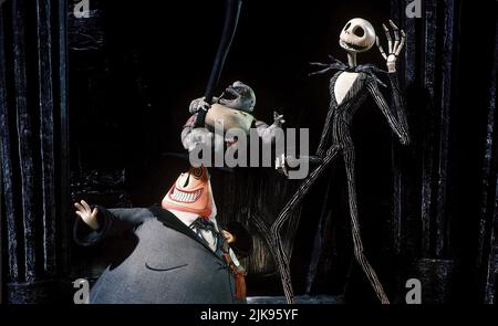 Mayor & Jack Skellington Film: Der Albtraum vor Weihnachten (USA 1993) Charaktere: Mayor & Jack Skellington Regie: Henry Selick 09 October 1993 **WARNUNG** Dieses Foto ist nur für den redaktionellen Gebrauch bestimmt und unterliegt dem Copyright von TOUCHSTONE-BILDERN und/oder dem Fotografen, der von der Film- oder Produktionsfirma beauftragt wurde, und kann nur von Publikationen im Zusammenhang mit der Bewerbung des oben genannten Films reproduziert werden. Eine obligatorische Gutschrift für DIE TOUCHSTONE-BILDER ist erforderlich. Der Fotograf sollte auch bei Bekanntwerden des Fotos gutgeschrieben werden. Ohne schriftliche Genehmigung der Film Compan kann keine kommerzielle Nutzung gewährt werden Stockfoto