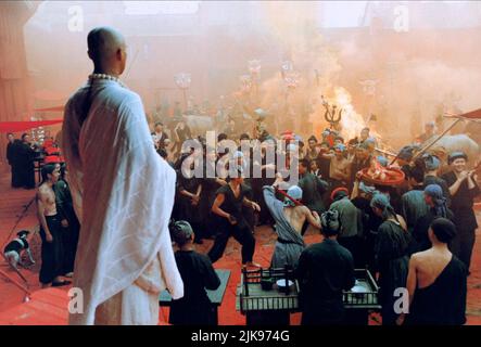 Fight Scene Film Ching SE; Blue Snake; White Snake, Green Snake (1991) Regie: Larry Shaw 04. November 1993 **WARNUNG** dieses Foto ist nur für redaktionelle Zwecke bestimmt und unterliegt dem Copyright der Film WORKSHOP und/oder des Fotografen, der von der Film or Production Company beauftragt wurde und darf nur durch Veröffentlichungen in Verbindung mit der Werbung für den oben genannten Film reproduziert werden. Ein obligatorischer WORKSHOP „Guthaben für Film“ ist erforderlich. Der Fotograf sollte ebenfalls angerechnet werden, wenn er bekannt ist. Ohne schriftliche Genehmigung der Film Company kann keine kommerzielle Nutzung gewährt werden. Stockfoto