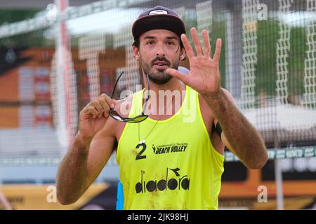 Termoli, Italien. 30.. Juli 2022. Alex Ranghieri am 1.. Tag der italienischen Meisterschaft Beach Volleyball in Termoli (CB) - Italien (Foto: Elena Vizzoca/Pacific Press) Quelle: Pacific Press Media Production Corp./Alamy Live News Stockfoto