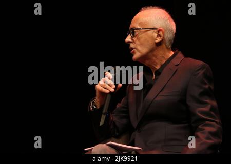 Sydney, Australien. 1.. August 2022. Die Medien wurden zu einer Sonderankündigung im Theatre Royal eingeladen, wo bekannt wurde, dass Tina – The Tina Turner Musical im Mai 2023 nach Sydney kommt. Im Bild: Paul Dainty AM. Kredit: Richard Milnes/Alamy Live Nachrichten Stockfoto