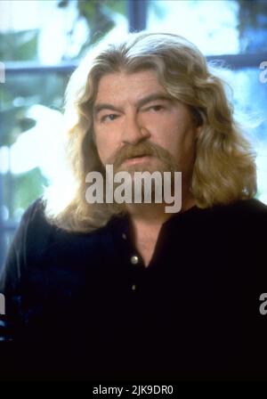 Joe Eszterhas Film: An Alan Smithee Film: Burn Hollywood Burn (1997) Charaktere: Joe Eszterhas Regie: Alan Smithee 20 October 1997 **WARNUNG** Dieses Foto ist nur für redaktionelle Zwecke bestimmt und unterliegt dem Copyright von CINERGI PICTURES ENTERTAINMENT und/oder des Fotografen, der von der Film- oder Produktionsfirma beauftragt wurde und darf nur durch Publikationen im Zusammenhang mit der Bewerbung des oben genannten Films reproduziert werden. Eine obligatorische Gutschrift für die UNTERHALTUNG MIT CINERGI-BILDERN ist erforderlich. Der Fotograf sollte auch bei Bekanntwerden des Fotos gutgeschrieben werden. Ohne schriftliche Genehmigung des Films kann keine kommerzielle Nutzung gewährt werden Stockfoto