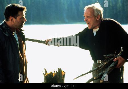 Alec Baldwin & Anthony Hopkins Film: The Edge (1997) Charaktere: Robert Green & Charles Morse Regie: Lee Tamahori 06. September 1997 **WARNUNG** Dieses Foto ist nur für redaktionelle Verwendung bestimmt und unterliegt dem Copyright von 20 CENTURY FOX und/oder des Fotografen, der von der Film- oder Produktionsfirma beauftragt wurde und darf nur durch Publikationen im Zusammenhang mit der Bewerbung des oben genannten Films reproduziert werden. Eine obligatorische Gutschrift an 20 CENTURY FOX ist erforderlich. Der Fotograf sollte auch bei Bekanntwerden des Fotos gutgeschrieben werden. Ohne schriftliche Genehmigung der Film Company kann keine kommerzielle Nutzung gewährt werden. Stockfoto