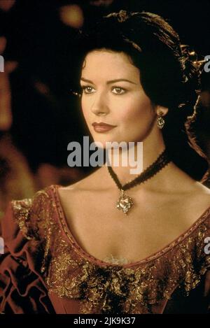 Catherine Zeta-Jones Film die Maske von Zorro (USA/DE 1998) Regie: Martin Campbell 17. Juli 1998 **WARNUNG** dieses Foto ist nur für redaktionelle Zwecke bestimmt und unterliegt dem Copyright von TRISTAR PICTURES und/oder dem Fotografen, der von der Film- oder Produktionsgesellschaft beauftragt wurde. Es kann nur durch Veröffentlichungen in Verbindung mit der Werbung für den oben genannten Film reproduziert werden. Es ist eine obligatorische Gutschrift für TRISTAR PICTURES erforderlich. Der Fotograf sollte ebenfalls angerechnet werden, wenn er bekannt ist. Ohne schriftliche Genehmigung der Film Company kann keine kommerzielle Nutzung gewährt werden. Stockfoto