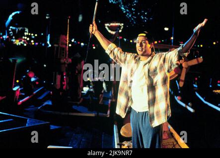 Adam Sandler Film: Happy Gilmore (1996) Charaktere: Happy Gilmore 01 June 1996 **WARNUNG** Dieses Foto ist nur für den redaktionellen Gebrauch bestimmt und unterliegt dem Copyright von UNIVERSAL und/oder dem Fotografen, der von der Film- oder Produktionsfirma beauftragt wurde und darf nur von Publikationen im Zusammenhang mit der Bewerbung des oben genannten Films reproduziert werden. Eine obligatorische Gutschrift an UNIVERSAL ist erforderlich. Der Fotograf sollte auch bei Bekanntwerden des Fotos gutgeschrieben werden. Ohne schriftliche Genehmigung der Film Company kann keine kommerzielle Nutzung gewährt werden. Stockfoto