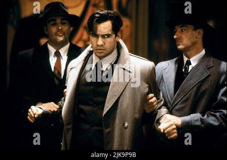 Billy Zane Film: Das Phantom (1996) Charaktere: Das Phantom Regie: Simon Wincer 07 June 1996 **WARNUNG** Dieses Foto ist nur für den redaktionellen Gebrauch bestimmt und unterliegt dem Copyright von PARAMOUNT und/oder des Fotografen, der von der Film- oder Produktionsfirma beauftragt wurde, und kann nur von Publikationen im Zusammenhang mit der Bewerbung des oben genannten Films reproduziert werden. Eine obligatorische Gutschrift an PARAMOUNT ist erforderlich. Der Fotograf sollte auch bei Bekanntwerden des Fotos gutgeschrieben werden. Ohne schriftliche Genehmigung der Film Company kann keine kommerzielle Nutzung gewährt werden. Stockfoto