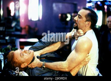 David Caruso & Nicolas Cage Film: Kiss Of Death (1995) Charaktere: Jimmy Kilmartin & Little Junior Brown Regie: Barbet Schroeder 21. April 1995 **WARNUNG** Dieses Foto ist nur für redaktionelle Verwendung bestimmt und unterliegt dem Copyright von 20 CENTURY FOX und/oder des Fotografen, der von der Film- oder Produktionsfirma beauftragt wurde und darf nur von Publikationen im Zusammenhang mit der Bewerbung des oben genannten Films reproduziert werden. Eine obligatorische Gutschrift an 20 CENTURY FOX ist erforderlich. Der Fotograf sollte auch bei Bekanntwerden des Fotos gutgeschrieben werden. Ohne schriftliche Genehmigung der Film Company kann keine kommerzielle Nutzung gewährt werden. Stockfoto