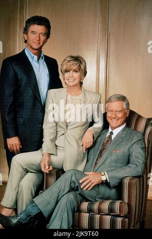 Patrick Duffy, Linda Gray & Larry Hagman Film: Dallas: J.R. Gibt (1995) Charaktere zurück: Bobby James Ewing,Sue Ellen Shepard Ewing Lockwood & John Ross 'J.R.' Ewing, Jr. Regie: Leonard Katzman 15. November 1996 **WARNUNG** Dieses Foto ist nur für redaktionelle Verwendung bestimmt und unterliegt dem Copyright von WARNER BROS und/oder des Fotografen, der von der Film- oder Produktionsfirma beauftragt wurde und kann nur durch Publikationen im Zusammenhang mit der Bewerbung des oben genannten Films reproduziert werden. Eine obligatorische Gutschrift an WARNER BROS ist erforderlich. Der Fotograf sollte auch bei Bekanntwerden des Fotos gutgeschrieben werden. Eine kommerzielle Nutzung kann nicht gewährt werden Stockfoto