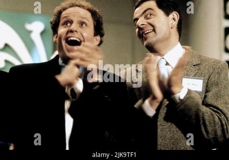 Peter Macnicol & Rowan Atkinson Film: Bean (UK/USA 1997) Charaktere: David Langley,Mr. Bean Director: Mel Smith 03 July 1997 **WARNUNG** Dieses Foto ist nur für den redaktionellen Gebrauch bestimmt und unterliegt dem Copyright des VON der Film- oder Produktionsfirma beauftragten ARBEITSTITELS und/oder Fotografen und kann nur durch Publikationen im Zusammenhang mit der Bewerbung des oben genannten Films reproduziert werden. Ein Pflichtnachweis für DEN ARBEITSTITEL ist erforderlich. Der Fotograf sollte auch bei Bekanntwerden des Fotos gutgeschrieben werden. Ohne schriftliche Genehmigung der Film Company kann keine kommerzielle Nutzung gewährt werden. Stockfoto