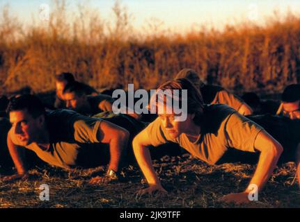 Meg Ryan Film Courage Under Fire (1996) Charaktere: Karen Walden Regie: Edward Zwick 12. Juli 1996 **WARNUNG** dieses Foto ist nur für redaktionelle Zwecke bestimmt und unterliegt dem Urheberrecht von 20 CENTURY FOX und/oder dem Fotografen, der von der Film- oder Produktionsgesellschaft beauftragt wurde. Eine obligatorische Gutschrift für 20 CENTURY FOX ist erforderlich. Der Fotograf sollte ebenfalls angerechnet werden, wenn er bekannt ist. Ohne schriftliche Genehmigung der Film Company kann keine kommerzielle Nutzung gewährt werden. Stockfoto