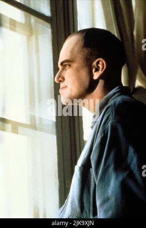 Billy Bob Thornton Film: Sling Blade; Reckoning (1997) Regie: Billy Bob Thornton 30. August 1996 **WARNUNG** Dieses Foto ist nur für redaktionelle Verwendung bestimmt und unterliegt dem Copyright der VON der Film- oder Produktionsfirma beauftragten DREHGALERIE und/oder des Fotografen.Es kann nur von Publikationen im Zusammenhang mit der Bewerbung des oben genannten Films reproduziert werden. Eine obligatorische Gutschrift für DIE SCHIESSGALERIE ist erforderlich. Der Fotograf sollte auch bei Bekanntwerden des Fotos gutgeschrieben werden. Ohne schriftliche Genehmigung der Film Company kann keine kommerzielle Nutzung gewährt werden. Stockfoto