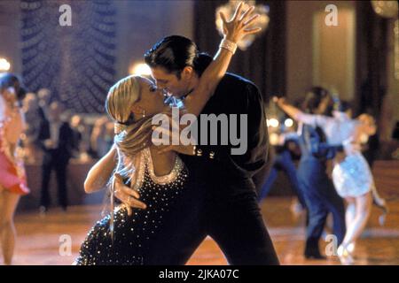 Vanessa Williams, Rick Valenzuela Film Dance With Me (1997) Charaktere: Ruby Sinclair, Julian Marshall Regie: Randa Haines 21. August 1998 **WARNUNG** dieses Foto ist nur für redaktionelle Zwecke bestimmt und unterliegt dem Copyright von COLUMBIA und/oder dem Fotografen, der von der Film- oder Produktionsgesellschaft zugewiesen wurde. Es kann nur durch Veröffentlichungen in Verbindung mit der Werbung für den oben genannten Film reproduziert werden. Eine obligatorische Gutschrift für COLUMBIA ist erforderlich. Der Fotograf sollte ebenfalls angerechnet werden, wenn er bekannt ist. Ohne schriftliche Genehmigung der Film Company kann keine kommerzielle Nutzung gewährt werden. Stockfoto