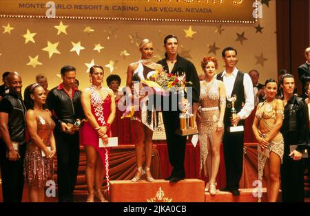 Vanessa Williams & Rick Valenzuela Film Dance With Me (1998) Charaktere: Ruby Sinclair, Julian Marshall Regie: Randa Haines 21. August 1998 **WARNUNG** dieses Foto ist nur für redaktionelle Zwecke bestimmt und unterliegt dem Copyright von COLUMBIA und/oder dem Fotografen, der von der Film or Production Company zugewiesen wurde, und kann nur durch Veröffentlichungen in Verbindung mit der Werbung für den oben genannten Film reproduziert werden. Eine obligatorische Gutschrift für COLUMBIA ist erforderlich. Der Fotograf sollte ebenfalls angerechnet werden, wenn er bekannt ist. Ohne schriftliche Genehmigung der Film Company kann keine kommerzielle Nutzung gewährt werden. Stockfoto