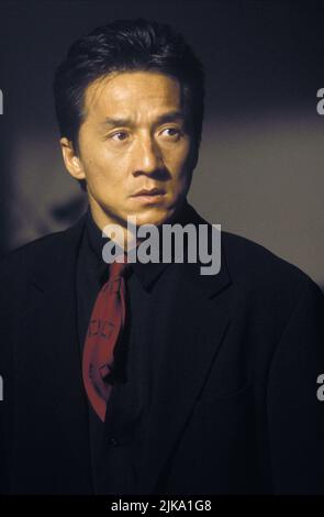 Jackie Chan Film: Rush Hour (1998) Charaktere: Chief Inspector Lee Regie: Brett Ratner 18. September 1998 **WARNUNG** Dieses Foto ist nur für redaktionelle Zwecke bestimmt und unterliegt dem Copyright der NEUEN LINIE und/oder des Fotografen, der von der Film- oder Produktionsfirma beauftragt wurde, und kann nur von Publikationen im Zusammenhang mit der Bewerbung des oben genannten Films reproduziert werden. Eine obligatorische Gutschrift für NEUE POSITION ist erforderlich. Der Fotograf sollte auch bei Bekanntwerden des Fotos gutgeschrieben werden. Ohne schriftliche Genehmigung der Film Company kann keine kommerzielle Nutzung gewährt werden. Stockfoto