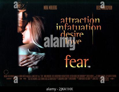 Mark Wahlberg & Reese Witherspoon Film: Fear (1997) Charaktere: David McCall & Nicole Walker 01 June 1996 **WARNUNG** Dieses Foto ist nur für den redaktionellen Gebrauch bestimmt und unterliegt dem Copyright von UNIVERSAL und/oder des Fotografen, der von der Film- oder Produktionsfirma beauftragt wurde und darf nur von Publikationen im Zusammenhang mit der Bewerbung des oben genannten Films reproduziert werden. Eine obligatorische Gutschrift an UNIVERSAL ist erforderlich. Der Fotograf sollte auch bei Bekanntwerden des Fotos gutgeschrieben werden. Ohne schriftliche Genehmigung der Film Company kann keine kommerzielle Nutzung gewährt werden. Stockfoto