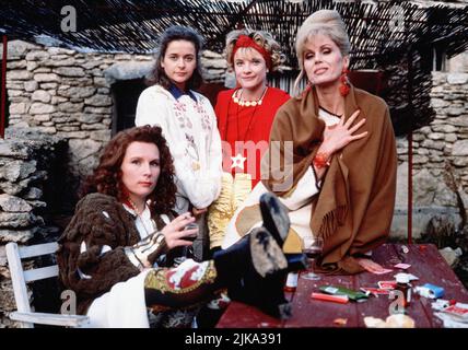 Jennifer Saunders, Julia Sawalha, Jane Horrocks & Joanna Lumley Television: Absolut fabelhaft : Staffel 3 (TV-Serie) Charaktere: Edina,Saffron,Bubble & Patsy UK 1992-2012, / 3. Staffel, Saison 3, Serie 3 30. März 1995 **WARNUNG** Dieses Foto ist nur für den redaktionellen Gebrauch bestimmt und unterliegt dem Copyright der BBC und/oder des Fotografen, der von der Film- oder Produktionsfirma beauftragt wurde, und kann nur von Publikationen im Zusammenhang mit der Bewerbung des oben genannten Films reproduziert werden. Eine obligatorische Gutschrift an BBC ist erforderlich. Der Fotograf sollte auch bei Bekanntwerden des Fotos gutgeschrieben werden. Ohne kann keine kommerzielle Nutzung gewährt werden Stockfoto