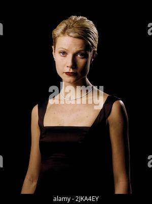 Gwyneth Paltrow Film A Perfect Murder (1998) Charaktere: Emily Bradford Taylor Regie: Andrew Davis 05. Juni 1998 **WARNUNG** dieses Foto ist nur für redaktionelle Zwecke bestimmt und unterliegt dem Copyright von WARNER BROS und/oder dem Fotografen, der von der Film or Production Company zugewiesen wurde. Es kann nur durch Veröffentlichungen in Verbindung mit der Werbung für den obigen Film reproduziert werden. Eine obligatorische Gutschrift für WARNER BROS ist erforderlich. Der Fotograf sollte ebenfalls angerechnet werden, wenn er bekannt ist. Ohne schriftliche Genehmigung der Film Company kann keine kommerzielle Nutzung gewährt werden. Stockfoto