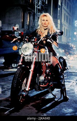 Pamela Anderson Film: Barb Wire (USA 1996) Charaktere: Barb Wire Regie: David Hogan 03 May 1996 **WARNUNG** Dieses Foto ist nur für redaktionelle Zwecke bestimmt und unterliegt dem Copyright von POLYGRAM und/oder dem Fotografen, der von der Film- oder Produktionsfirma beauftragt wurde, und kann nur von Publikationen im Zusammenhang mit der Bewerbung des oben genannten Films reproduziert werden. Eine obligatorische Gutschrift an POLYGRAM ist erforderlich. Der Fotograf sollte auch bei Bekanntwerden des Fotos gutgeschrieben werden. Ohne schriftliche Genehmigung der Film Company kann keine kommerzielle Nutzung gewährt werden. Stockfoto