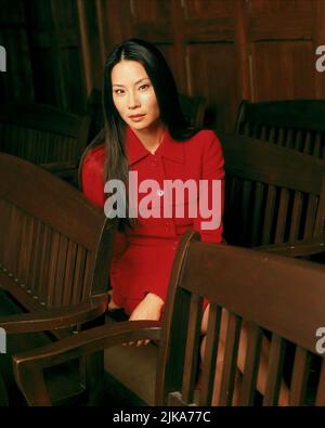 Lucy Liu Television: Ally McBeal (TV-Serie) Charaktere: Ling Woo USA 1997-2002, 14. September 1998 **WARNUNG** Dieses Foto ist nur für den redaktionellen Gebrauch bestimmt und unterliegt dem Copyright des FERNSEHENS 20. CENTURY FOX und/oder des Fotografen, der von der Film- oder Produktionsfirma beauftragt wurde und darf nur durch Publikationen im Zusammenhang mit der Bewerbung des oben genannten Films reproduziert werden. Eine obligatorische Gutschrift für DAS FERNSEHEN VON 20. CENTURY FOX ist erforderlich. Der Fotograf sollte auch bei Bekanntwerden des Fotos gutgeschrieben werden. Ohne schriftliche Genehmigung der Film Company kann keine kommerzielle Nutzung gewährt werden. Stockfoto