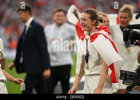 LONDON, GROSSBRITANNIEN. JULI 31.. Ellen White aus England feiert den Sieg nach dem UEFA-Europameisterschaftsspiel der Frauen zwischen England und Deutschland im Wembley Stadium, London, am Sonntag, 31.. Juli 2022. (Kredit: Pat Scaasi | MI Nachrichten) Kredit: MI Nachrichten & Sport /Alamy Live Nachrichten Stockfoto