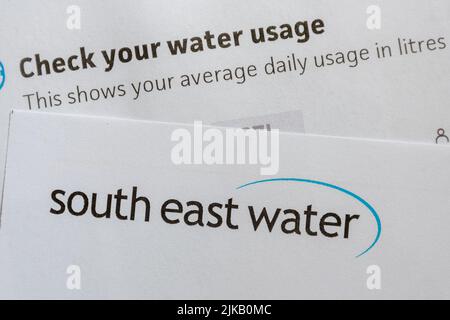 South East Water Bill or Letter, 2022, England, Großbritannien. Haushaltsrechnungen während der Lebenshaltungskrise Stockfoto