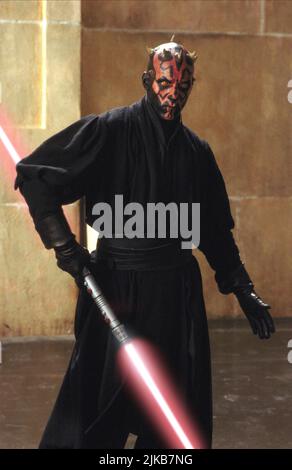 Ray Park Film: Star Wars: Episode I - The Phantom Menace (USA 1999) Charaktere: Darth Maul Regie: George Lucas 19 May 1999 **WARNUNG** Dieses Foto ist nur für redaktionelle Zwecke bestimmt und unterliegt dem Copyright von LUCASFILM und/oder dem Fotografen, der von der Film- oder Produktionsfirma beauftragt wurde und darf nur von Publikationen im Zusammenhang mit der Bewerbung des oben genannten Films reproduziert werden. Eine obligatorische Gutschrift an LUCASFILM ist erforderlich. Der Fotograf sollte auch bei Bekanntwerden des Fotos gutgeschrieben werden. Ohne schriftliche Genehmigung der Film Company kann keine kommerzielle Nutzung gewährt werden. Stockfoto