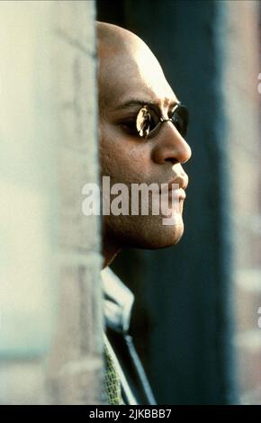 Laurence Fishburne Film The Matrix (USA/aus 1999) Charaktere: Morpheus Regie: Die Wachowski Brothers 31 März 1999 **WARNUNG** dieses Foto ist nur für redaktionelle Zwecke bestimmt und ist urheberrechtlich geschützt von WARNER BROS. Und/oder dem von der Film- oder Produktionsgesellschaft beauftragten Fotografen und dürfen nur durch Veröffentlichungen in Verbindung mit der Werbung für den oben genannten Film reproduziert werden. Eine obligatorische Gutschrift an WARNER BROS. Ist erforderlich. Der Fotograf sollte ebenfalls angerechnet werden, wenn er bekannt ist. Ohne schriftliche Genehmigung der Film Company kann keine kommerzielle Nutzung gewährt werden. Stockfoto