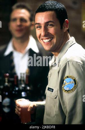 Adam Sandler Film: Big Dafy (1999) Charaktere: Sonny Koufax Regie: Dennis Dugan 17 June 1999 **WARNUNG** Dieses Foto ist nur für redaktionelle Zwecke bestimmt und unterliegt dem Copyright von COLUMBIA und/oder dem Fotografen, der von der Film- oder Produktionsfirma beauftragt wurde und darf nur von Publikationen im Zusammenhang mit der Bewerbung des oben genannten Films reproduziert werden. Eine obligatorische Gutschrift an COLUMBIA ist erforderlich. Der Fotograf sollte auch bei Bekanntwerden des Fotos gutgeschrieben werden. Ohne schriftliche Genehmigung der Film Company kann keine kommerzielle Nutzung gewährt werden. Stockfoto