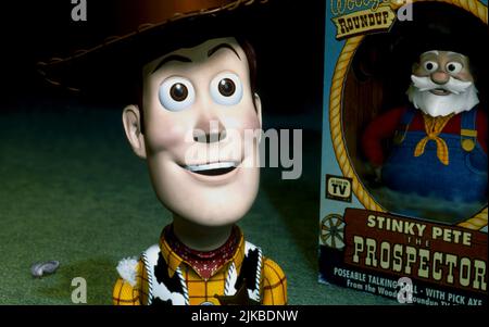 Woody & Stinky Pete Film: Toy Story 2 (USA 1999) Charaktere: Woody & Regie: John Lasseter, Ash Brannon & Lee Unkrich, Regie: John Lasseter 13. November 1999 **WARNUNG** Dieses Foto ist nur für redaktionelle Zwecke bestimmt und unterliegt dem Copyright von PIXARDISNEY und/oder des Fotografen, der von der Film- oder Produktionsfirma beauftragt wurde, und kann nur von Publikationen im Zusammenhang mit der Bewerbung des oben genannten Films reproduziert werden. Eine obligatorische Gutschrift an PIXARDISNEY ist erforderlich. Der Fotograf sollte auch bei Bekanntwerden des Fotos gutgeschrieben werden. Ohne schriftliche Genehmigung der Film Company kann keine kommerzielle Nutzung gewährt werden. Stockfoto