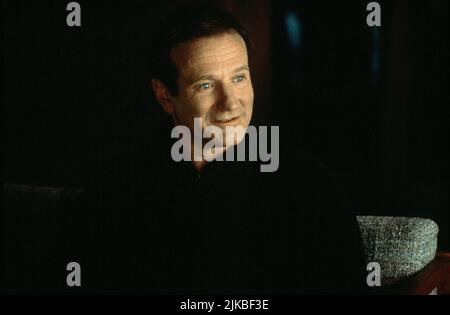 Robin Williams Film: Zweihundertjähriger Mann (USA/DE 1999) Charaktere: Andrew Martin Regie: Chris Columbus 13 December 1999 **WARNUNG** Dieses Foto ist nur für den redaktionellen Gebrauch bestimmt und unterliegt dem Copyright von COLUMBIA PICTURES und/oder des Fotografen, der von der Film- oder Produktionsfirma beauftragt wurde und darf nur von Publikationen im Zusammenhang mit der Bewerbung des oben genannten Films reproduziert werden. Eine obligatorische Gutschrift für COLUMBIA PICTURES ist erforderlich. Der Fotograf sollte auch bei Bekanntwerden des Fotos gutgeschrieben werden. Ohne schriftliche Genehmigung der Film Company kann keine kommerzielle Nutzung gewährt werden. Stockfoto