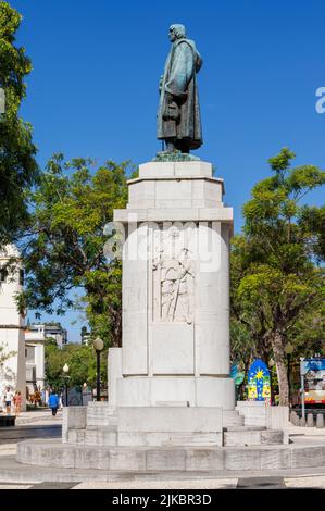 Statue des portugiesischen Seefahrers João Gonçalves Zarco an der Kreuzung der Av Arriaga an Av. zarco, Funchal, Madeira Stockfoto