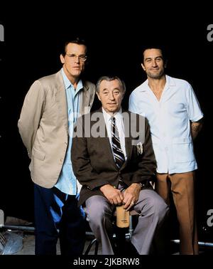 Nick Nolte, Robert Mitchum & Robert De Niro Film: Cape Fear (USA 1991) Charaktere: Sam Bowden,Leutnant Elgart,Max Cady Regie: Martin Scorsese 15 November 1991 **WARNUNG** Dieses Foto ist nur für redaktionelle Zwecke bestimmt und unterliegt dem Copyright von UNIVERSAL und/oder dem Fotografen, der von der Film- oder Produktionsfirma beauftragt wurde und darf nur von Publikationen im Zusammenhang mit der Bewerbung des oben genannten Films reproduziert werden. Eine obligatorische Gutschrift an UNIVERSAL ist erforderlich. Der Fotograf sollte auch bei Bekanntwerden des Fotos gutgeschrieben werden. Ohne schriftliche Genehmigung der Film Company kann keine kommerzielle Nutzung gewährt werden. Stockfoto