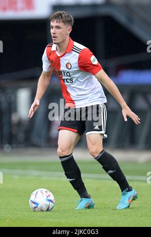 ROTTERDAM - Patrik Walemark von Feyenoord beim Freundschaftsspiel zwischen Feyenoord und CA Osasuna im Feyenoord Stadium de Kuip am 31. Juli 2022 in Rotterdam, Niederlande. ANP | Dutch Height | GERRIT AUS KÖLN Stockfoto