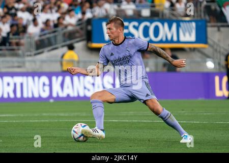 Real Madrid Mittelfeldspieler Toni Kroos (8) bei einem Fußballweltmeisterturspiel gegen Juventus, Samstag, 30. Juli 2022, im Rose Bowl, in Pasadena, C Stockfoto