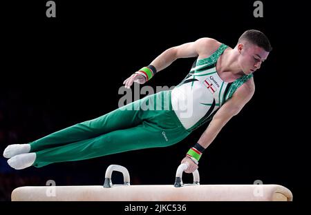 Der nordirische Rhys McClenaghan tritt am vierten Tag der Commonwealth Games 2022 in Birmingham beim Men's Pommel Horse Final in der Arena Birmingham an. Bilddatum: Montag, 1. August 2022. Stockfoto