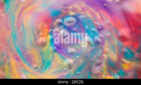 Textur mit heller Acrylfarbe in verschiedenen Farben, ideal für Hintergründe und Grafikdesign Stockfoto