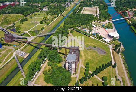 Gelsenkirchen, Nordrhein-Westfalen, Deutschland - Nordsternpark, hier mit dem Bau des Kohlemischwerks der ehemaligen Nordstern-Kolonie, mit Stockfoto