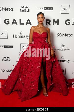 Maya Jama bei der GRM Gala im Kensington Palace in London. Bilddatum: Montag, 1. August 2022. Stockfoto