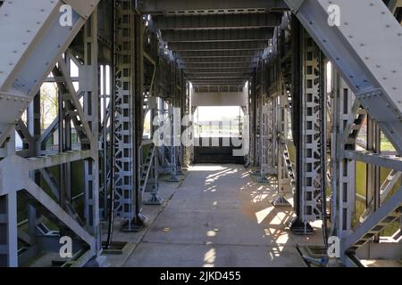 Innenansicht des alten Niederfinowschiffes, oder-Havel-Kanal, Brandenburg in Deutschland Stockfoto