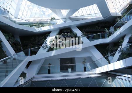 Treppen/Korridore im Palast des Friedens und der Versöhnung in nur-Sultan (Astana), Kasachstan Stockfoto