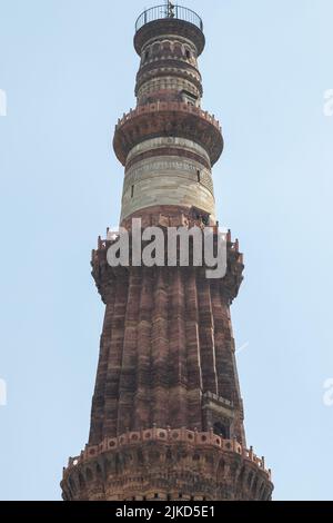 UNESCO-Weltkulturerbe Qutub Minar von Qutab-Ud-DIN Aibak im Jahr 1200 n. Chr. ein historisches Denkmal mit indo-islamischer Architektur ist eines der Talle Stockfoto