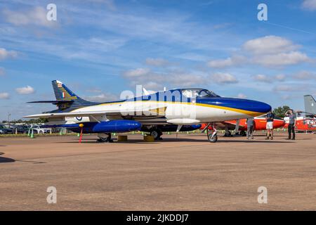 Hawker Hunter Aviation Ltd - Hawker Hunter T72 ‘XE688’ auf statischer Ausstellung beim Royal International Air Tattoo 2022 Stockfoto